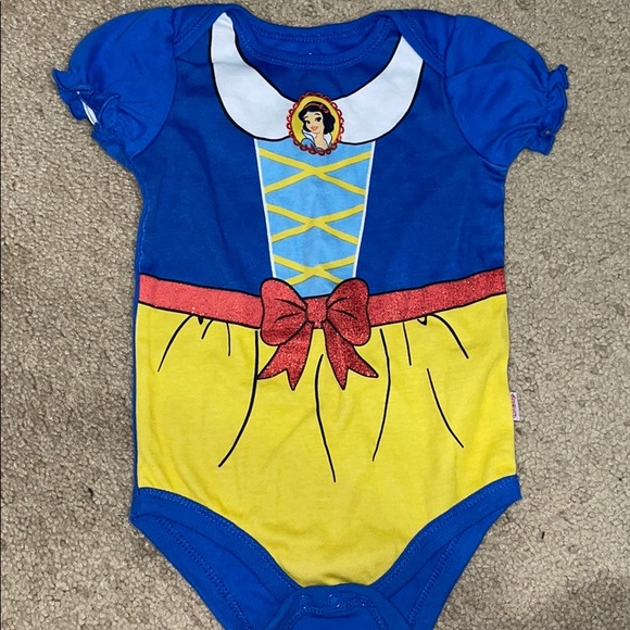 DISNEY BABY GIRL CLOTHES BUNDLE | 12 MO, 18 MO, 2T - Picture 6 of 8